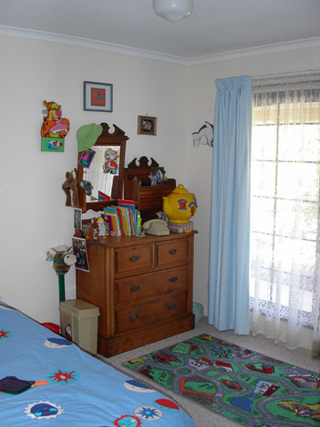 Bed 2 (2005-01-11)