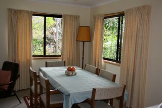 Flat Dining Area (2009-10-29)