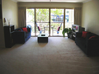 Lounge (2010-01-06)