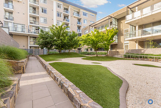 Garden Courtyard (2016-04-13)