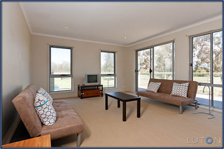 Living Room (2012-02-16)