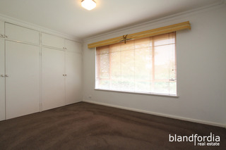 Bedroom 2 (2014-02-03)