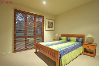 Bed 2 (2010-03-12)