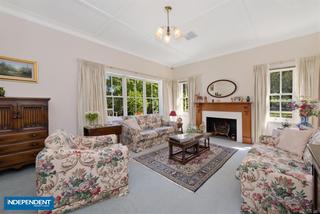 Formal lounge room (2016-01-27)