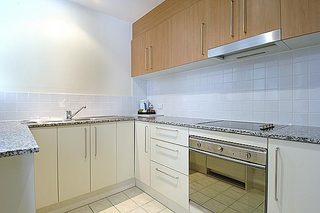 Kitchen (2005-04-18)