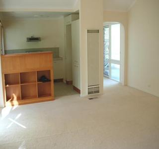 Family room (2006-03-21)