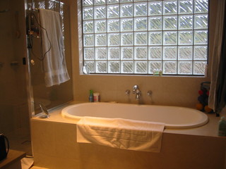 Bathroom (2007-06-20)