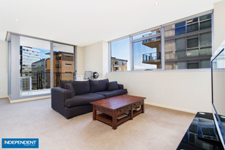 Living Room (2013-02-19)