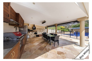Outdoor Kitchen/Dining (2014-02-11)