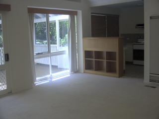Family room (2004-11-25)