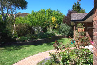 Front yard (2002-10-01)