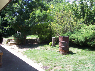 Rear yard (2006-02-08)