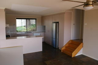 Family to Kitchen (2013-03-04)