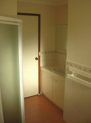 Bathroom (2005-11-24)
