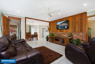 Living Room (2013-10-03)