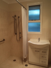 Bathroom (2013-02-15)