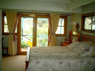 Main bedroom (2004-11-08)