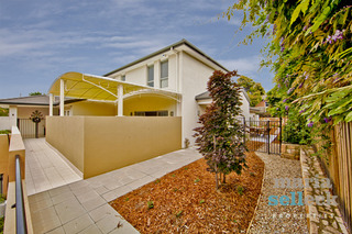 Front View (2012-04-20)