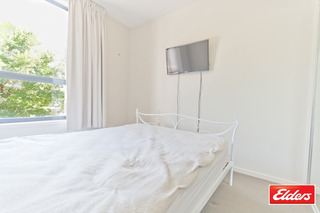 Bedroom 1 (2013-02-15)