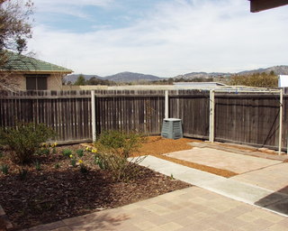 Courtyard (2007-04-12)