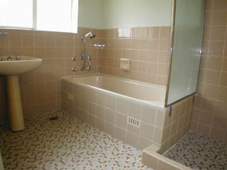 Bathroom (2001-10-08)