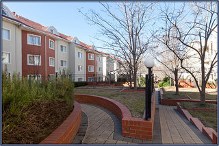 Inside the Complex (2011-06-28)