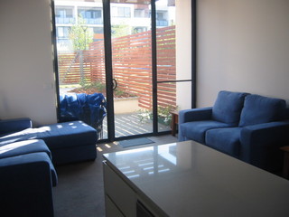 Lounge (2007-04-13)