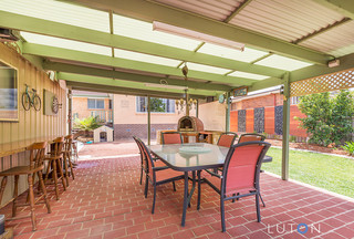 Covered Entertaining Area (2016-11-17)