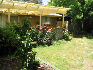 Rear garden (2003-11-24)