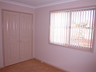 Bed 2 (2005-06-16)