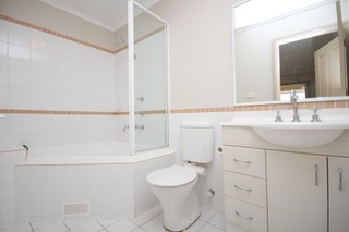 Ensuite (2011-05-31)