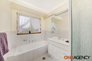Bathroom (2014-11-26)