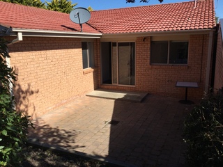 Courtyard (2016-09-29)