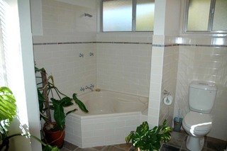 Bathroom (2005-07-24)
