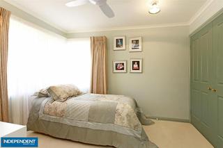 Bedroom 3 (2012-05-23)