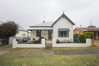Main Photo (2015-11-20)
