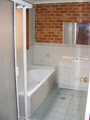 Bathroom (2012-02-27)