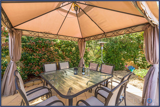 Gazebo (2014-10-10)