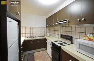 Kitchen (2011-05-12)