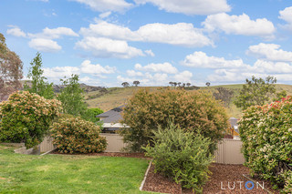 View to surrounding hills (2017-11-03)