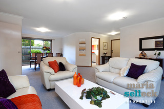 Formal Lounge (2014-11-04)