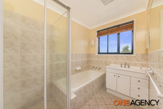 Bathroom (2015-01-12)