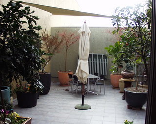 Courtyard (2005-08-15)
