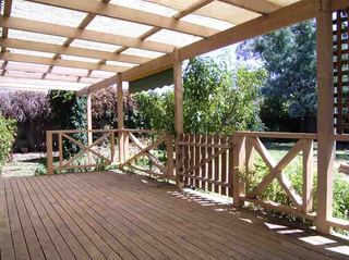 Outdoor Entertaining (2006-02-14)