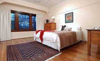 Bed 2 (2004-10-20)