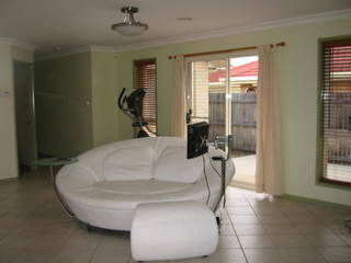 Family Room (2009-02-22)