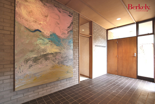 Entry hall (2010-10-14)