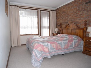 Bed 1 (2011-03-08)