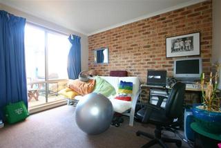 Bedroom (2007-09-13)