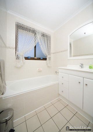 Ensuite (2008-03-04)